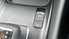 Nissan Qashqai 1.3 DiG-T MH 158 N-Connecta 5dr Xtronic Petrol Hatchback